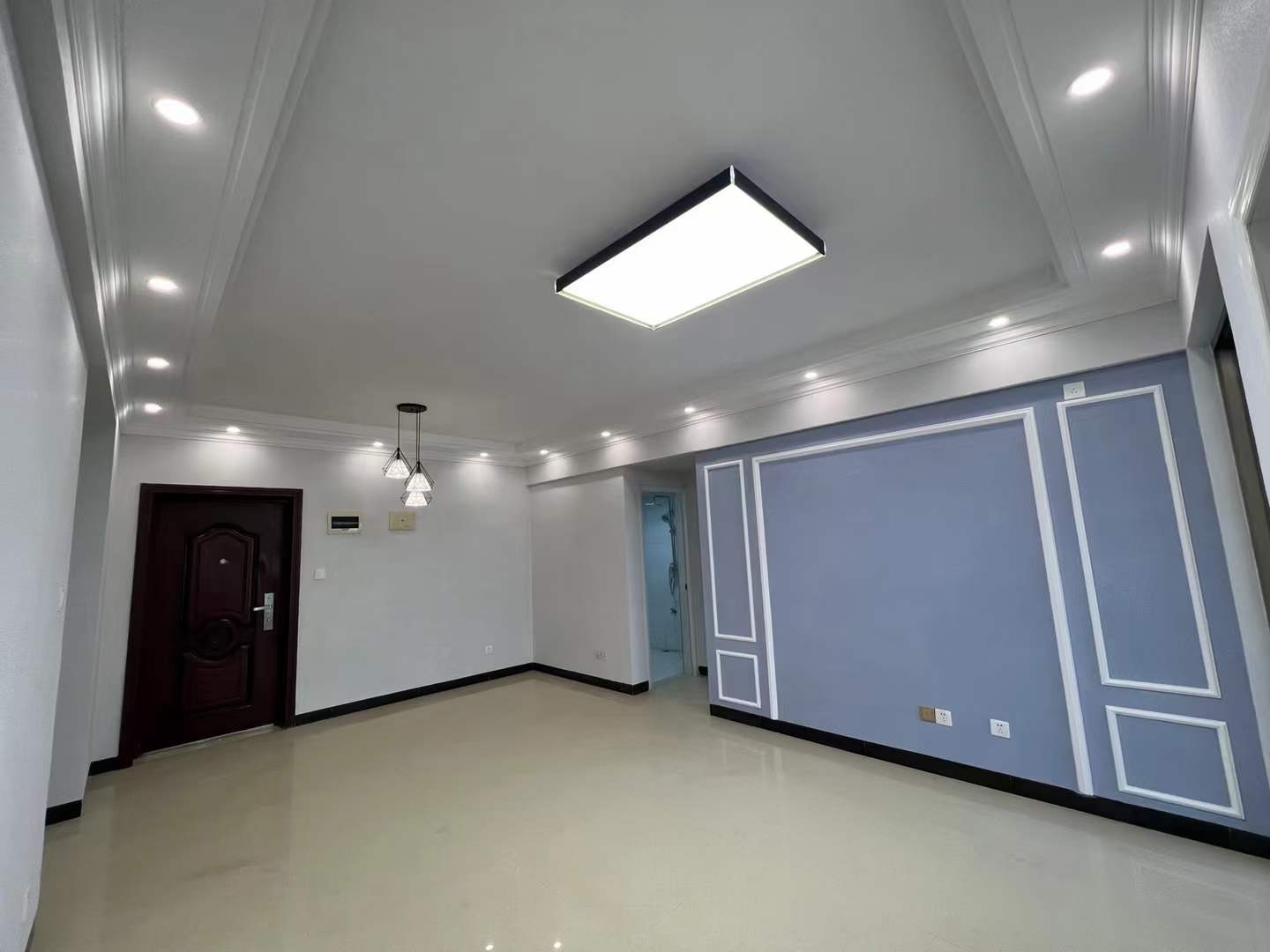 精装三房推荐【滨海阳光】，业主急售42.8万