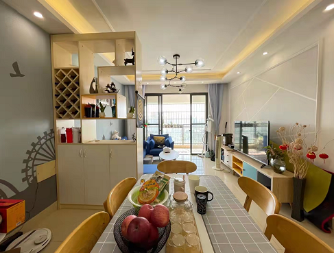 实验一小学区房 ，3房2厅2卫2阳台88.27平米 赠送20平米