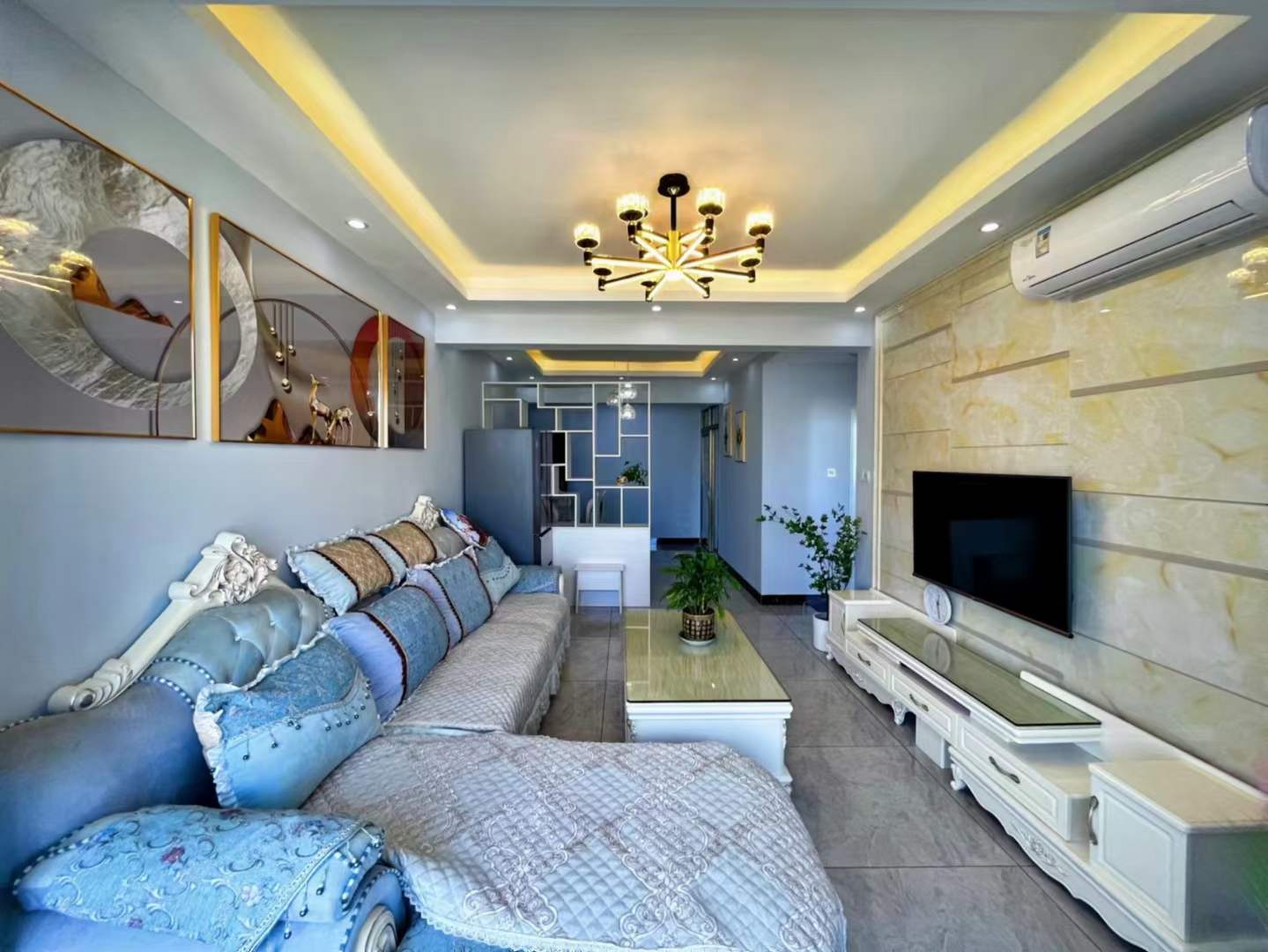 第五街，兰屿座28楼，2房2厅1卫2阳台，86.13平出售