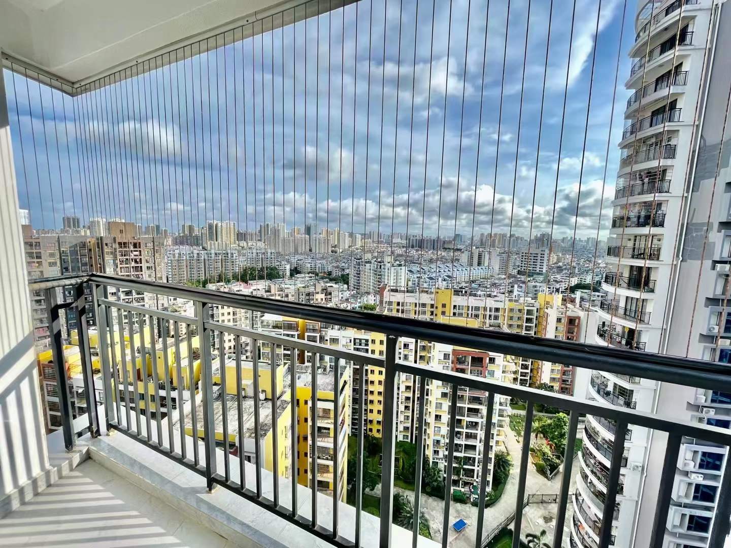 星海名城三期，电梯20层，86平，2房2厅 朝南，一口价39.5万