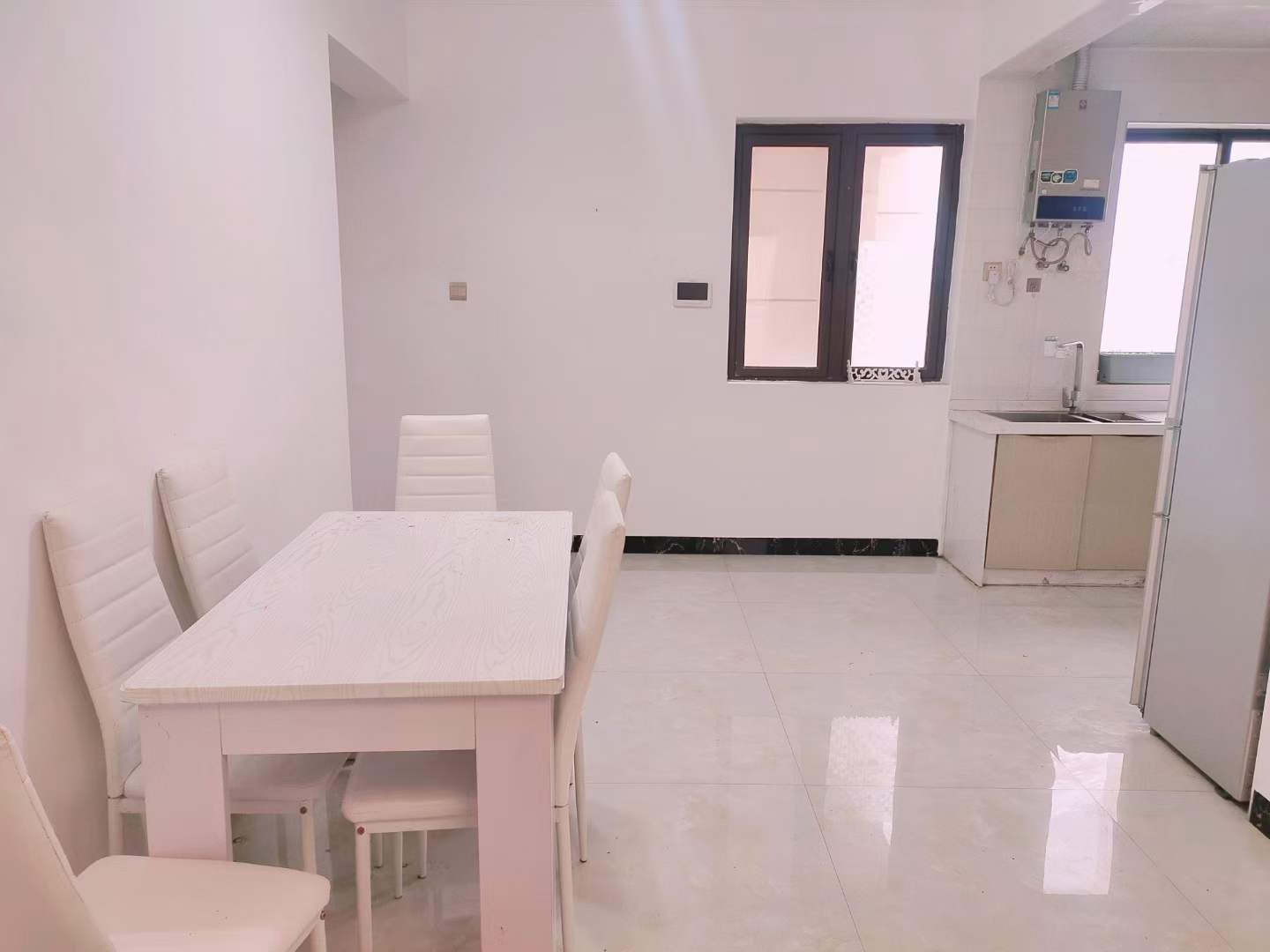 天赐良园房本95平米，赠送30平3房2卫，只要65.8万